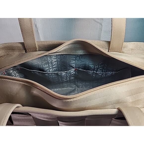 Harveys Seatbelt Shoulder Bag Purse Medium Beige Tan Original Seatbeltbag Tote - Picture 7 of 9